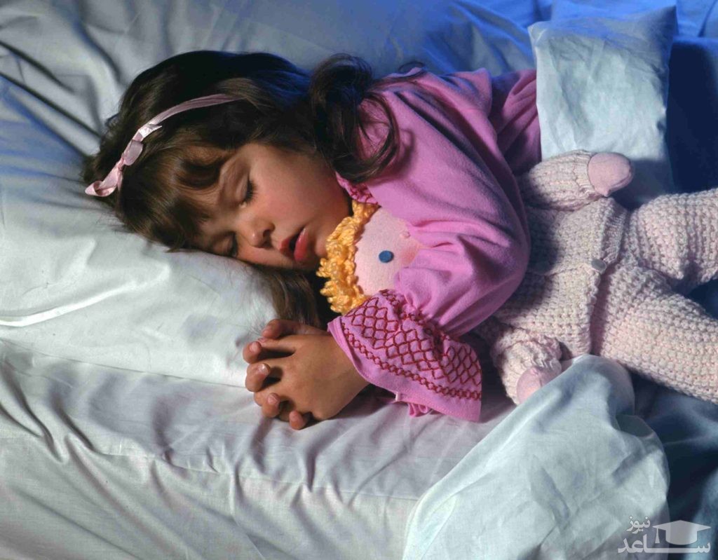 علت خر خر کردن کودک هنگام خواب چیست؟