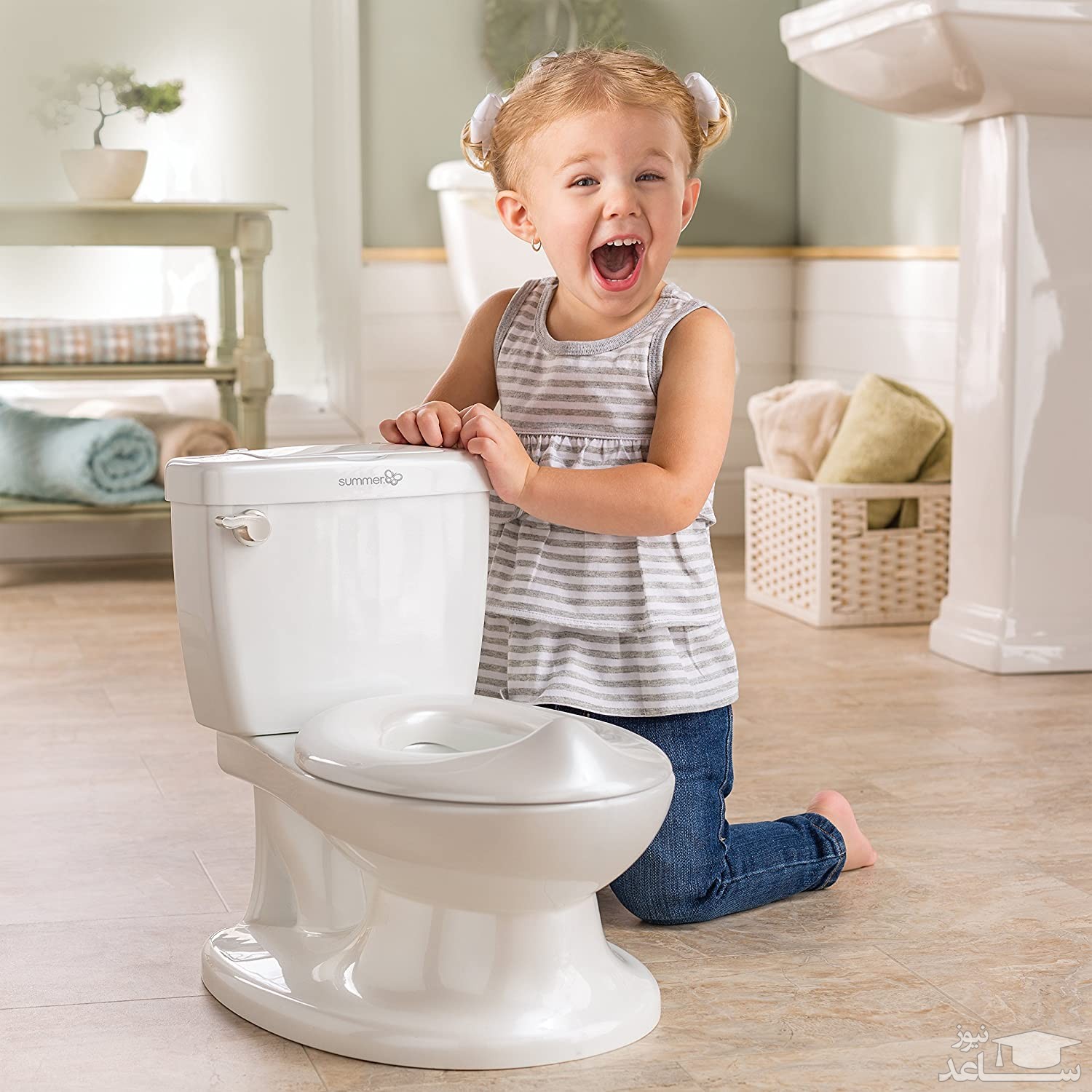 چه کنیم تا کودک از دستشویی رفتن نترسد ؟