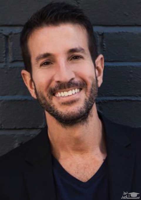 پوستر الکس میخائلیدس