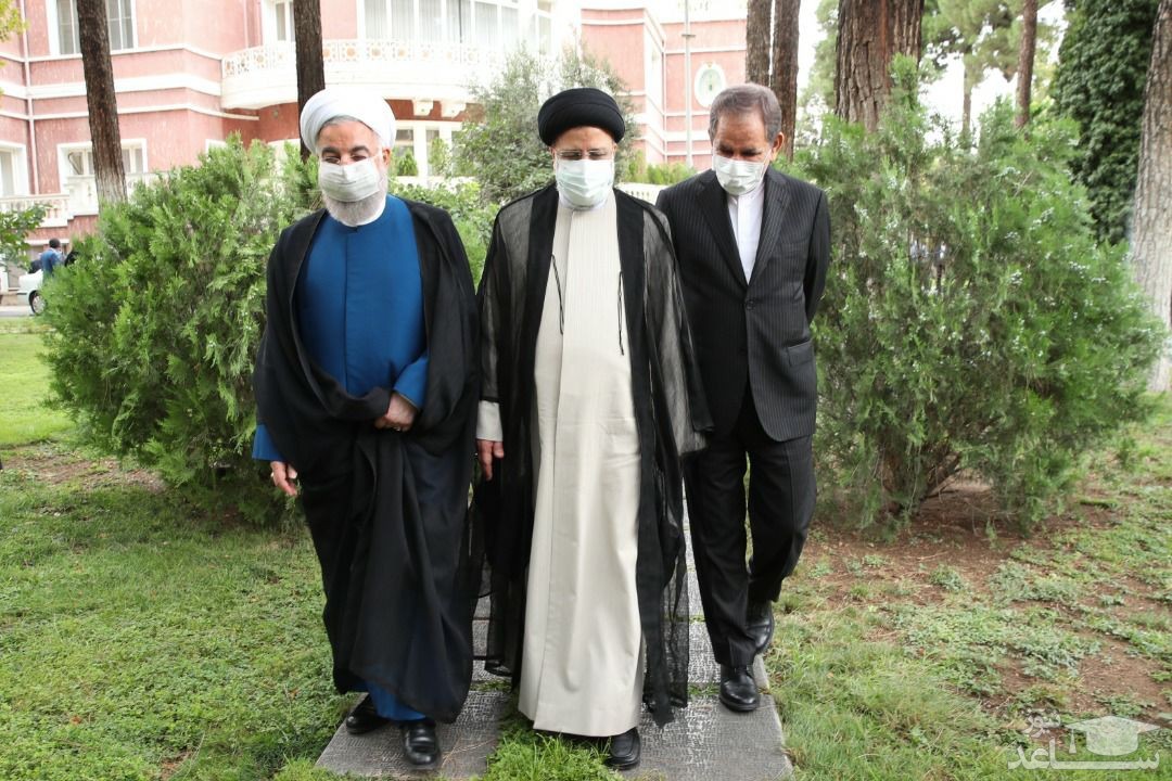 روحانی به رئیسی: آقا مبارک باشد!