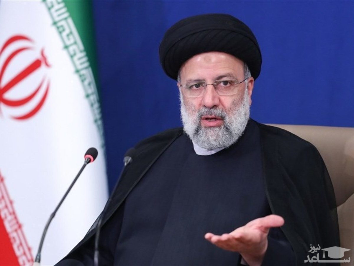 سکوت رئیس جمهور شکست / اعلام موضع رئیسی درباره اختلاف نظرها پیرامون «عفاف و حجاب»