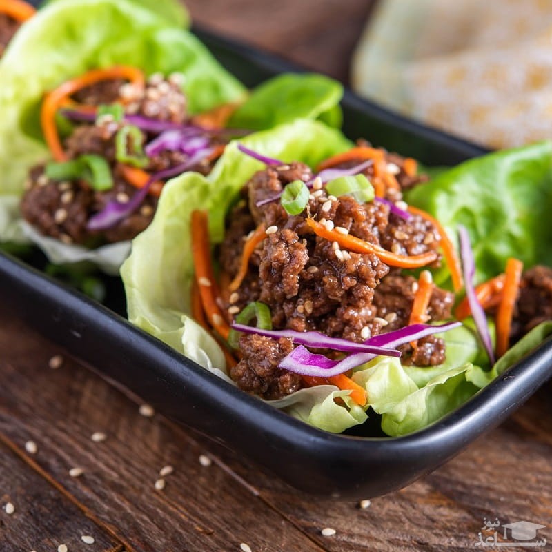 طرز تهیه لقمه‌ کاهو آسیایی