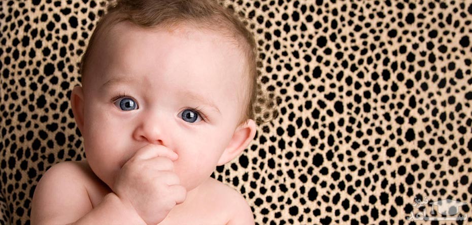 علت مکیدن انگشت در کودکان