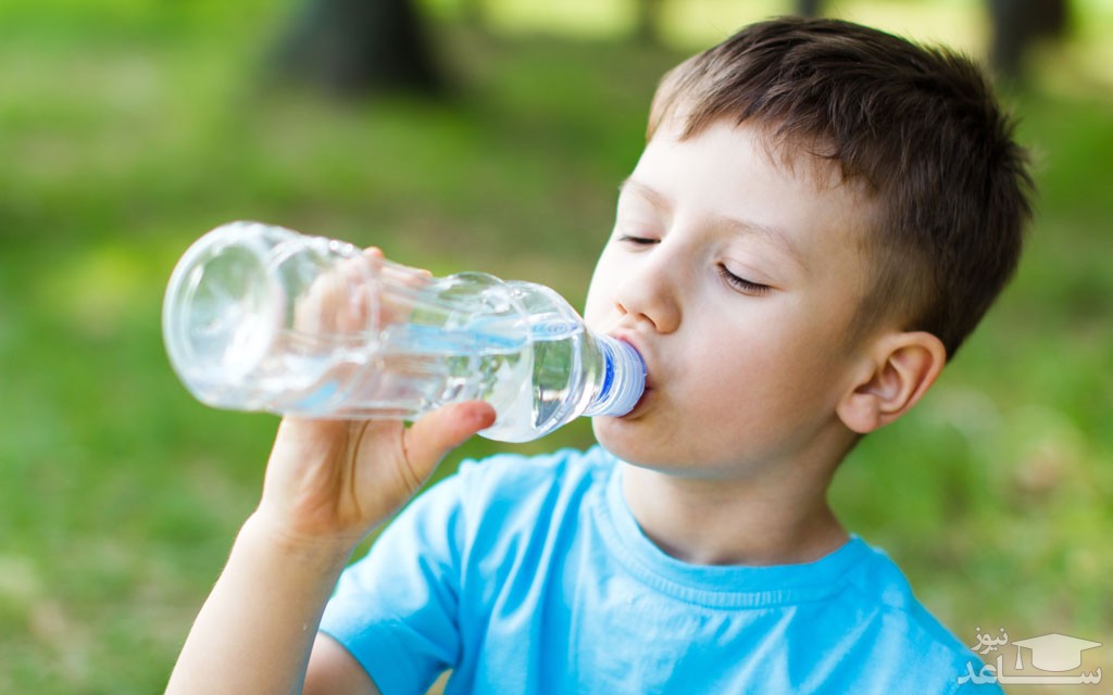 آیا بچه ها می توانند آب گازدار بخورند؟