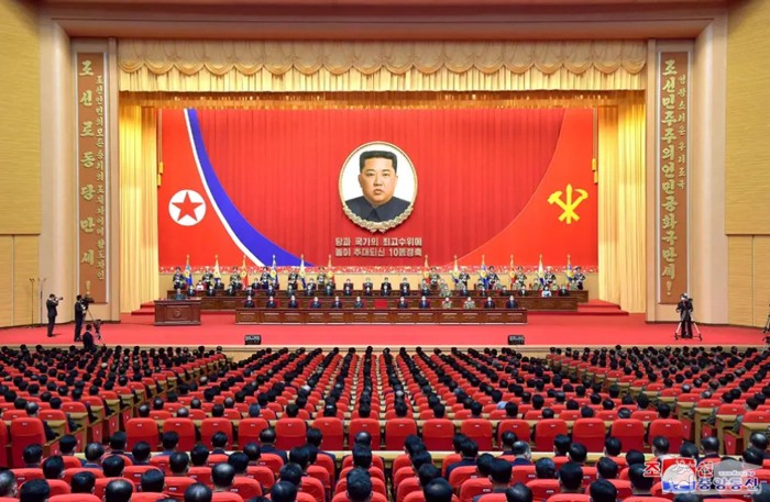 جشن حزب حاکم کره شمالی در دهمین سالگرد به قدرت رسیدن "کیم جونگ اون" رهبر کره شمالی/ خبرگزاری رسمی کره شمالی