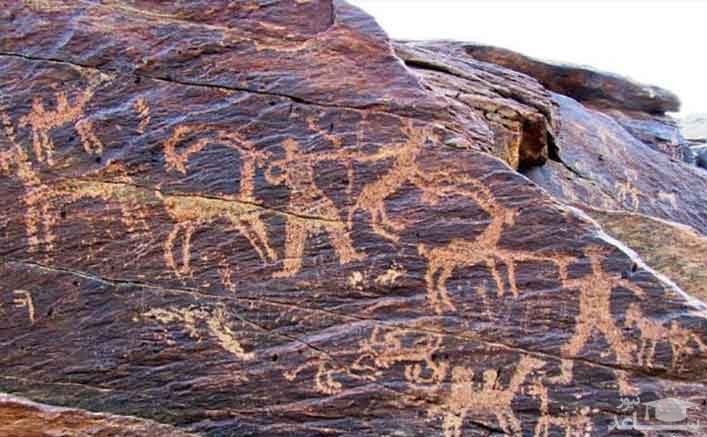 سنگ نگاره شتر سنگ طرقبه