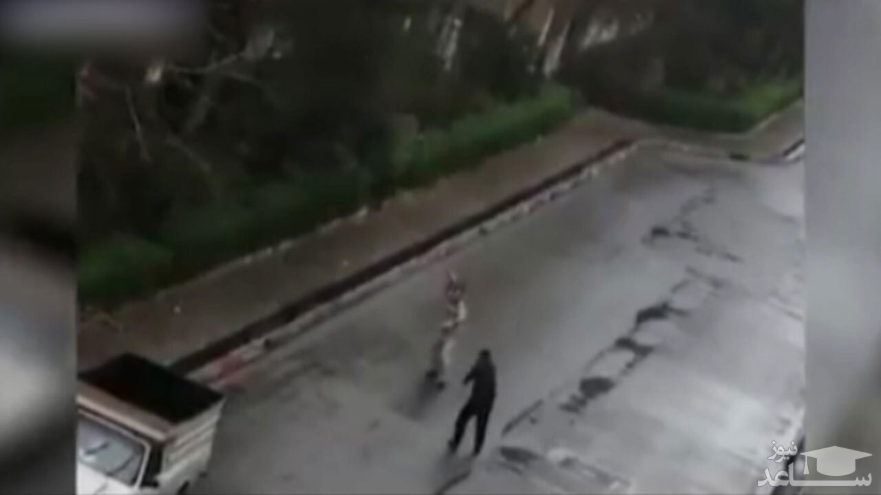 (فیلم) لحظه تیراندازی پلیس به یک آشوبگر در کرج