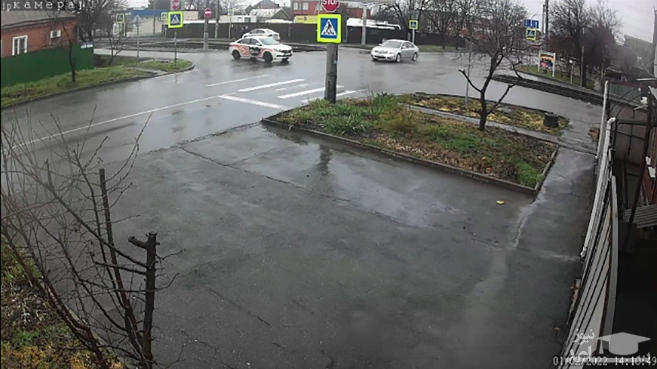 (فیلم) تصادف شدید دو خودرو در کراسنودار روسیه 