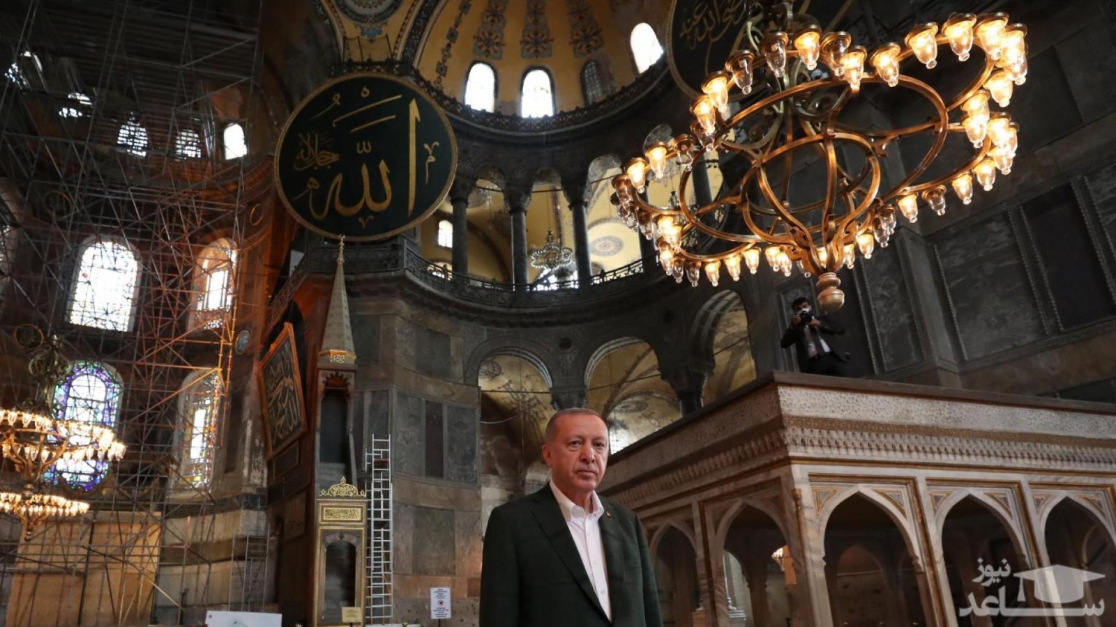 (فیلم) قرآن خوانی اردوغان در نخستین مراسم نماز جمعه مسجد ایاصوفیه 