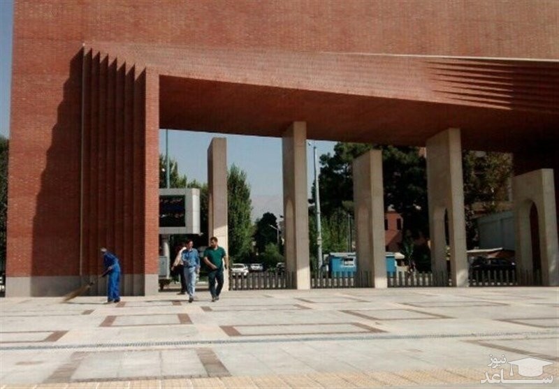(فیلم) تجمع دانشجویان شریف در واکنش به موضع مسئولان نسبت به اتفاقات