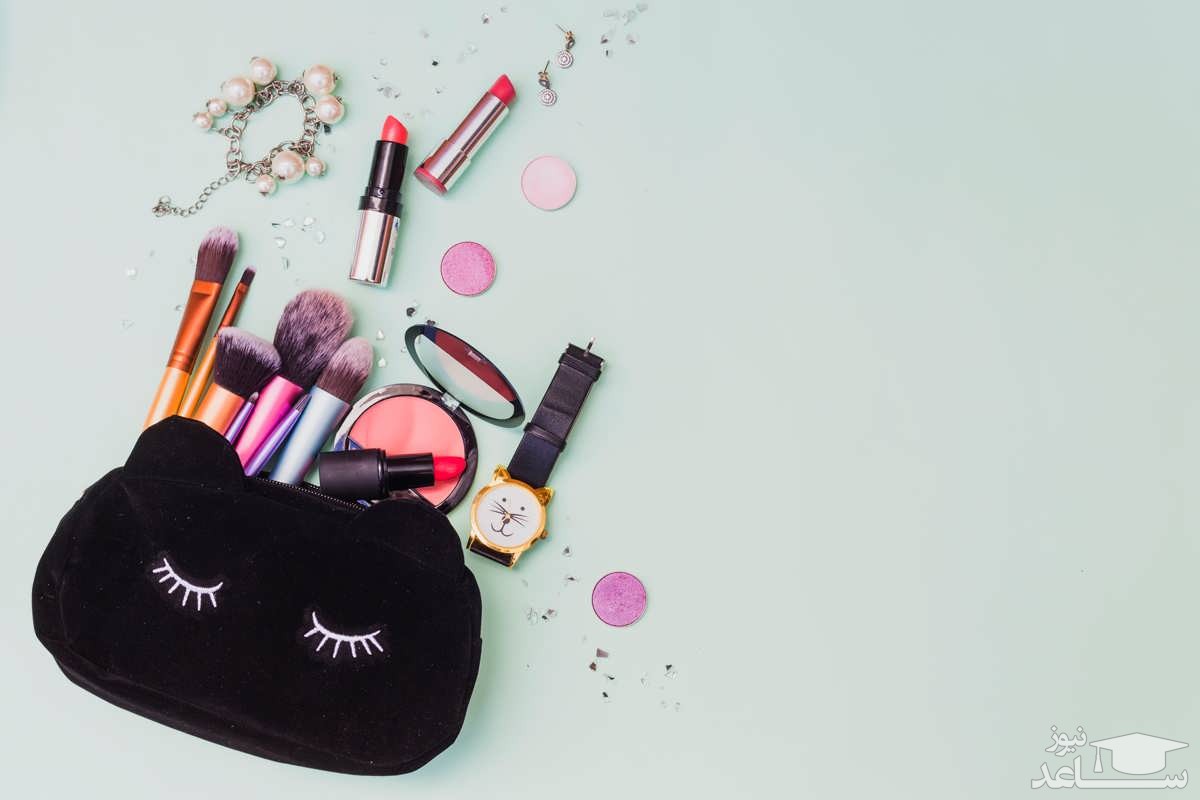 لوازم آرایشی ضروری در سفر