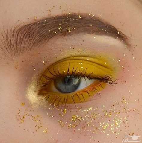 آرایش چشم با سایه زرد