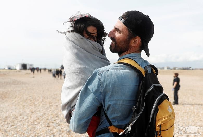 رسیدن پناهجویان به ساحل بریتانیا