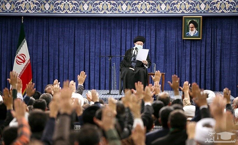 رهبر انقلاب: زنده نگه داشتن حوادث تحولی تاریخ وظیفه‌ی همه است