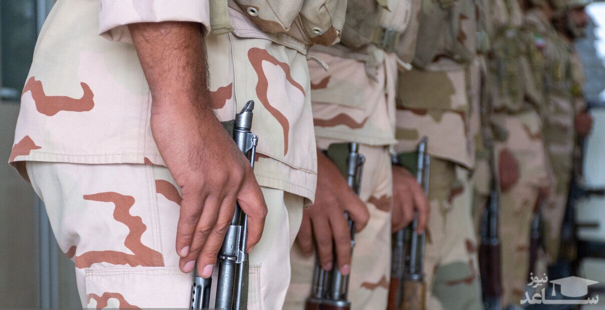 (عکس) دختری که مچ مامور مرزبانی را خواباند