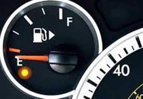 با چراغ بنزین روشن چند کیلومتر میتوان طی کرد؟