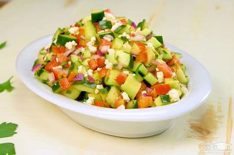 (فیلم) آموزش تهیه سالاد شیرازی به سبک «انجمن قلب آمریکا»