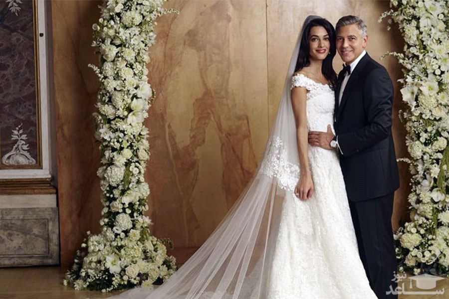 Oscar de la Renta wedding dress