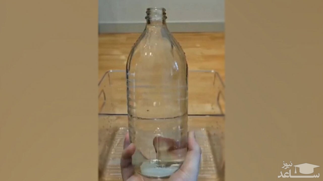 (فیلم) مدت زمان لازم براي تخليه آب بطري در حالت‌هاي مختلف 