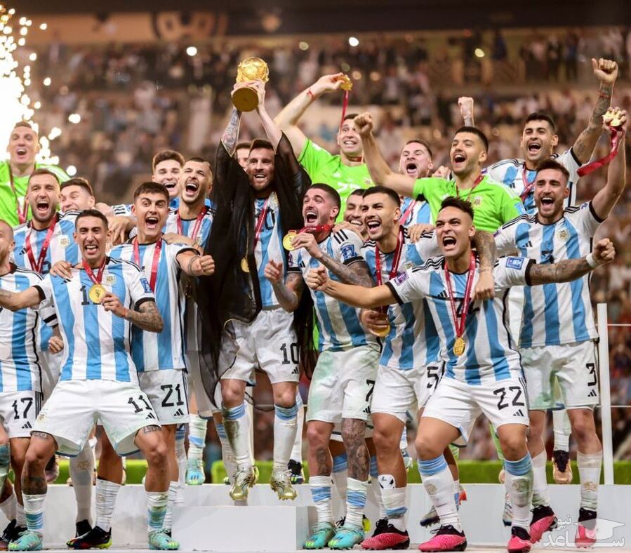 سیگار برگ در جشن پیروزی آرژانتینی‌ها! +عکس