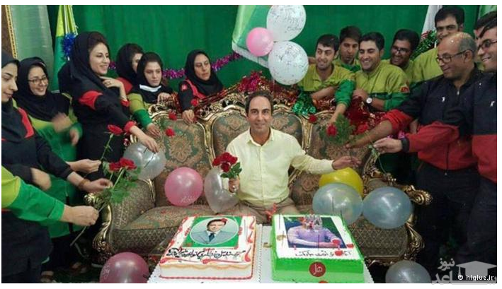 جنجال دوباره چسب هِل، این داستان: احترام با کوبیده و تاب‌بازی