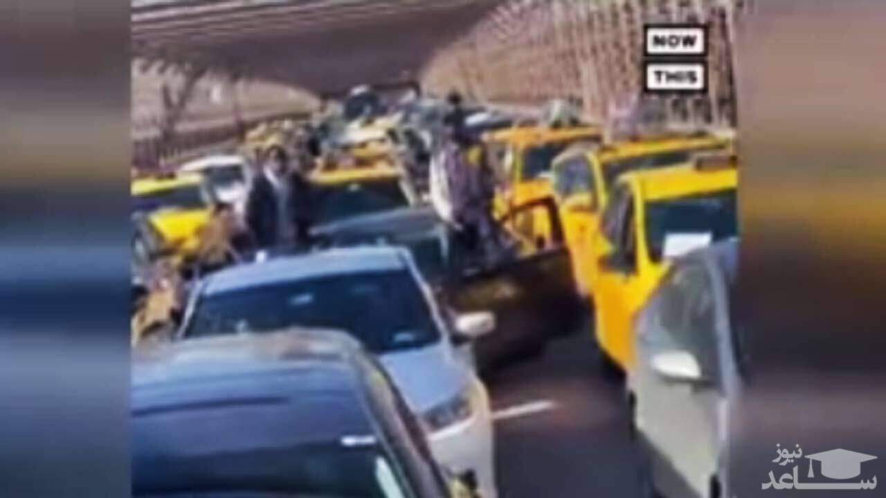 (فیلم) بسته شدن یک پل معروف، در پی اعتصاب شدید رانندگان تاکسی
