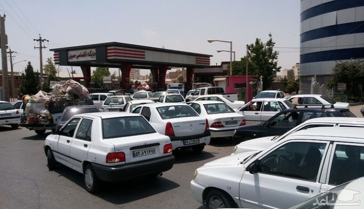 ماجرای تعطیلی پمپ بنزین ها و بازار سیاه بنزین در تهران چیست؟