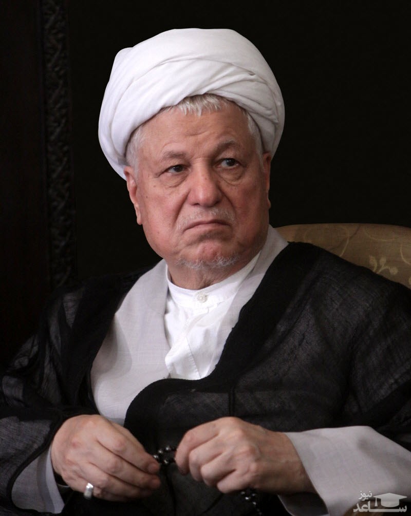 (فیلم) سانسور عجیب تصاویر مرحوم هاشمی رفسنجانی در برنامه تلویزیونی