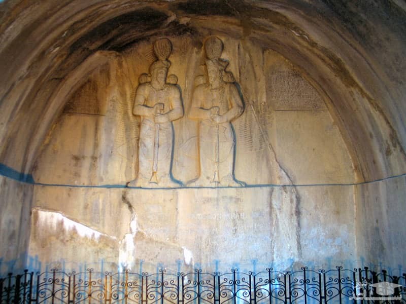 طاق کوچک در طاق بستان