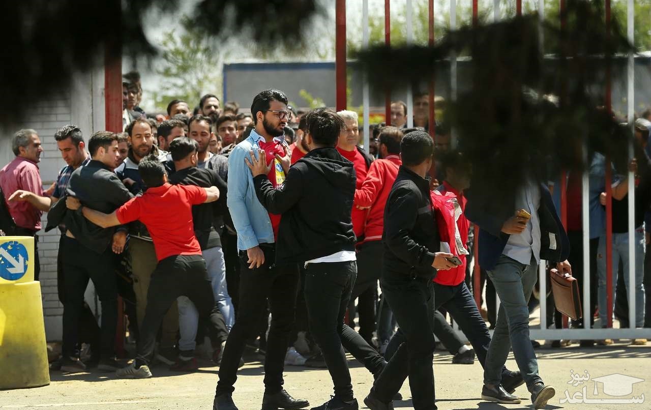 ورود افراد شرور به ورزشگاه ها ممنوع می شود