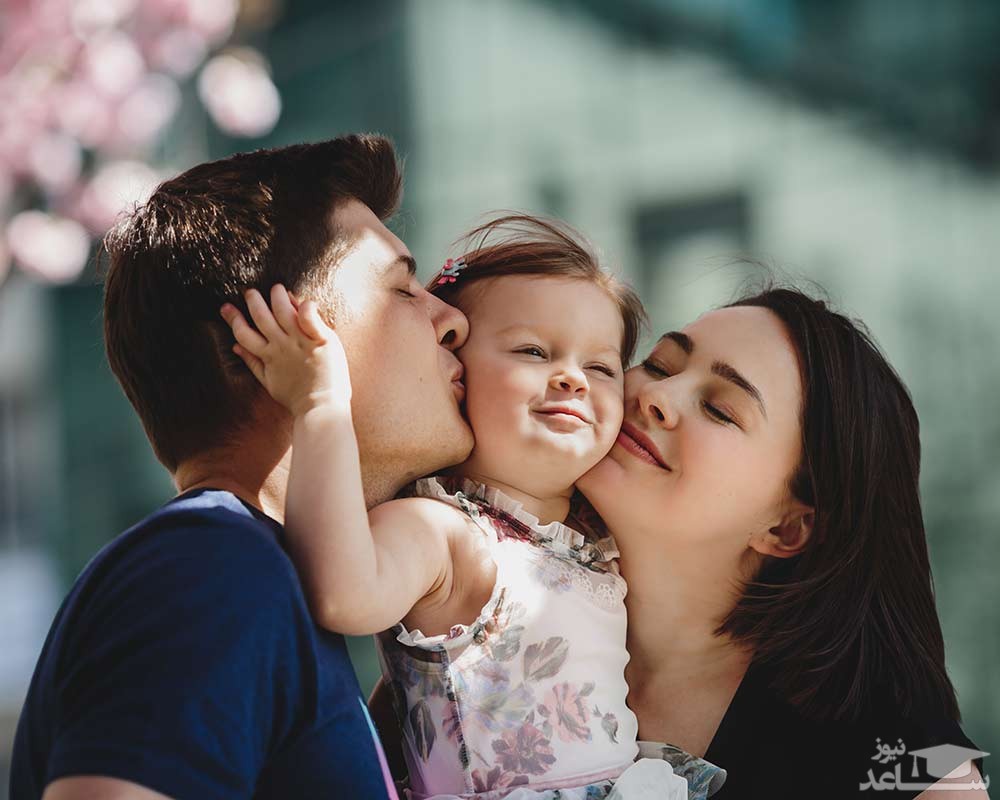 محبت، واجب تر از نان شب