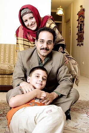 تصویرمحمد نظری و خانواده اش