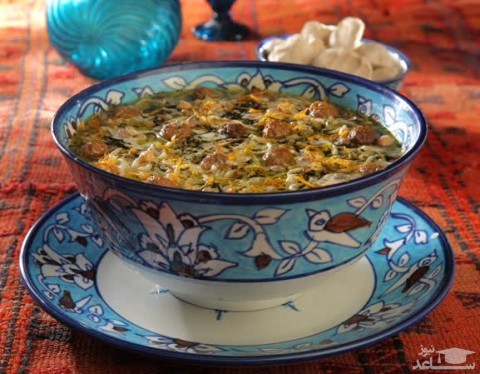 طرز تهیه آش کلم برگ و هویج