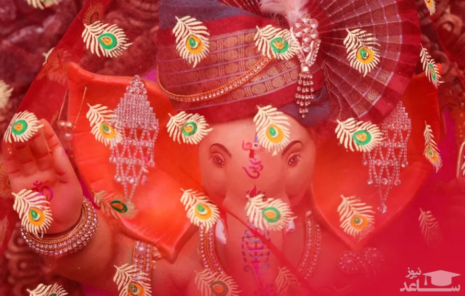 جشنواره آیینی 10 روزه " گانش چاتورتی" در شهر بمبئی هند/ رویترز