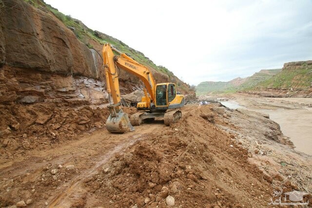 خطر در دو شهر پلدختر و معمولان وجود دارد