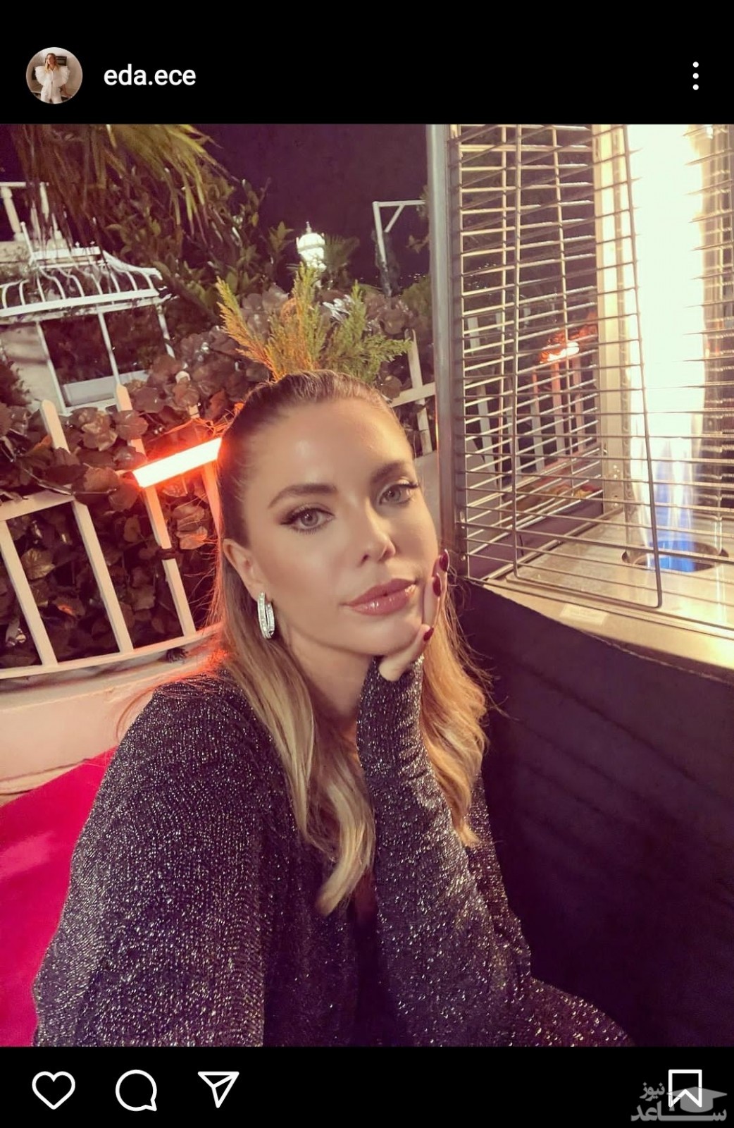 پوستر ادا اجه با لباس اکلیلی و آرایش جذاب