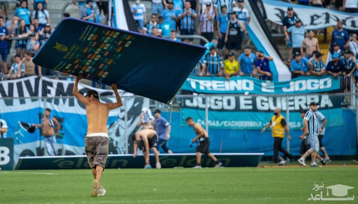 هواداران عصبانی، اتاق VAR را نابود کردند!