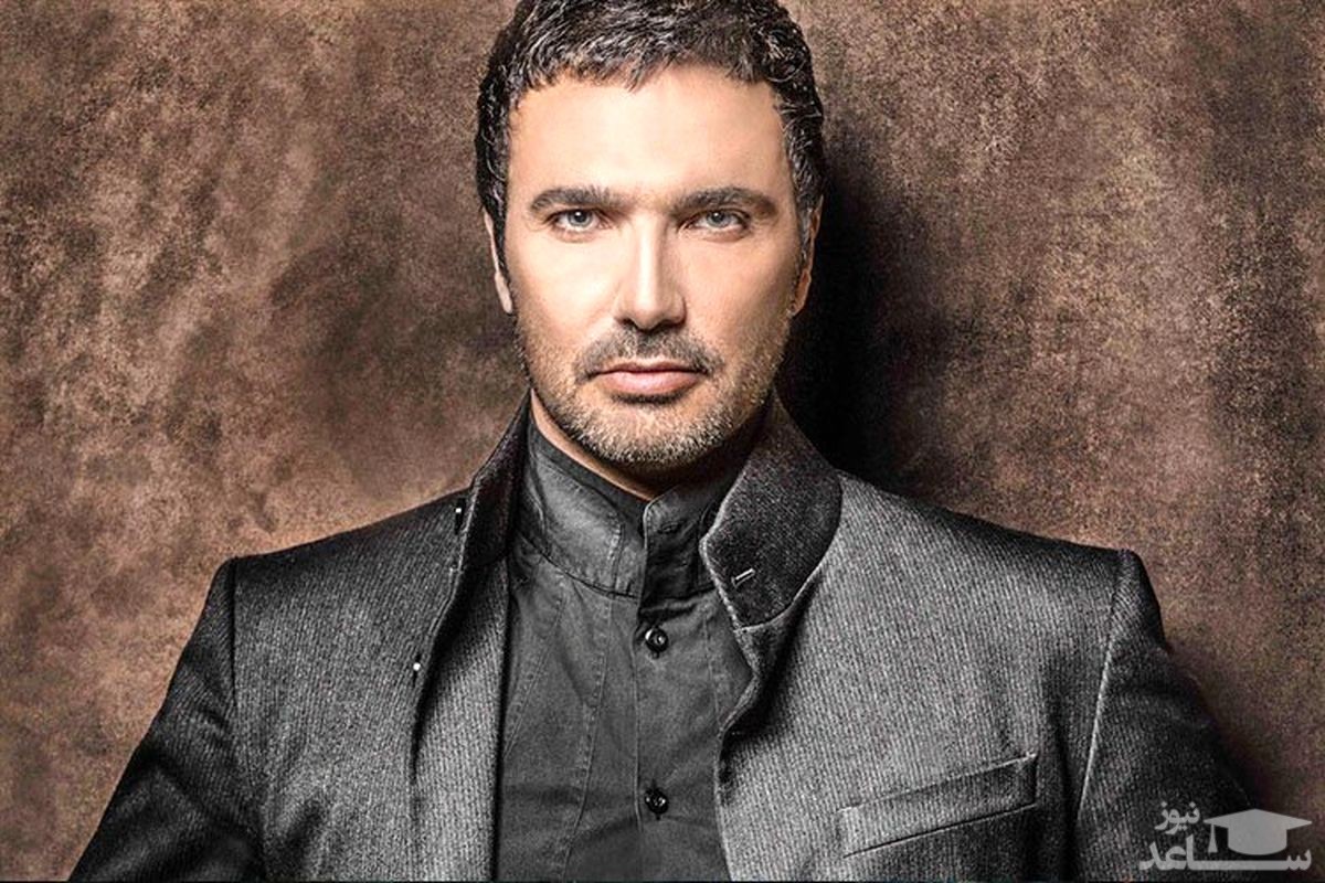 محمدرضا فروتن در حال بازی در استخر