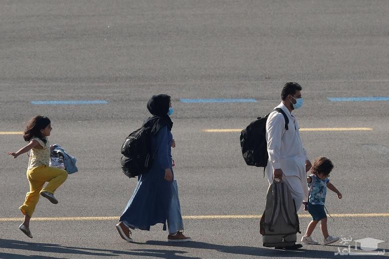 ورود پناهجویان افغانستانی به فرودگاه نظامی در بلژیک