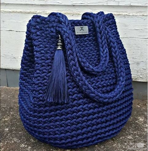 کیف بافتنی آبی