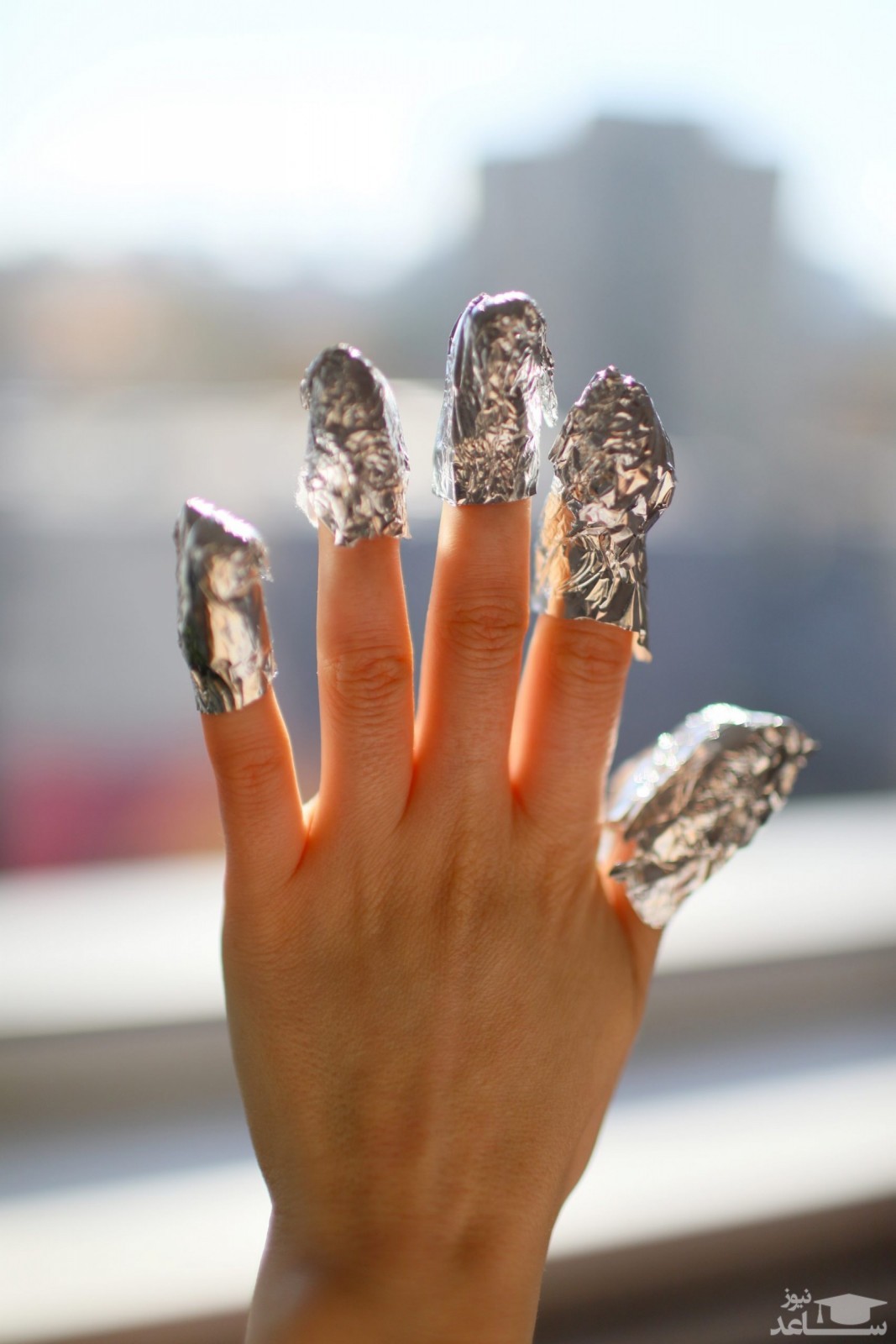 چگونه ريموو ناخن كاشت را بصورت صحیح انجام دهیم؟