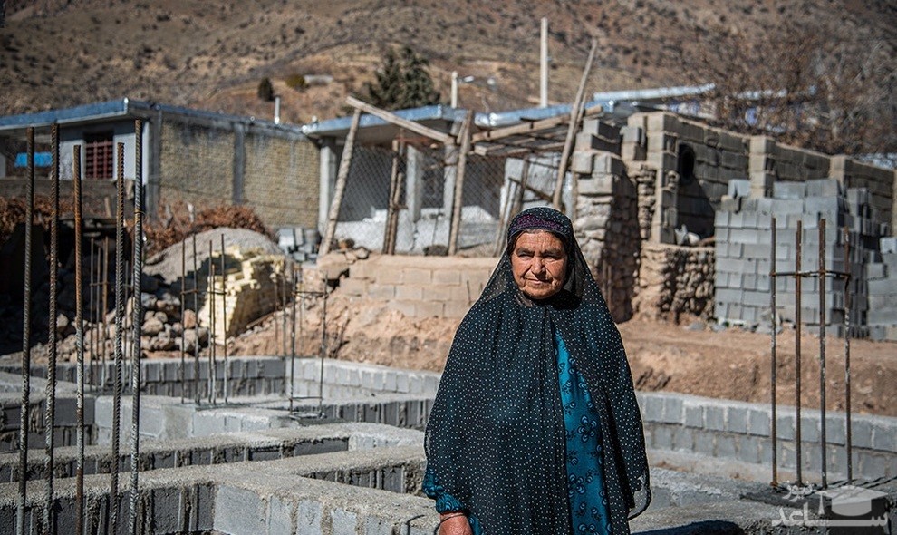 (عکس) زندگی در سی سخت یک سال پس از زلزله