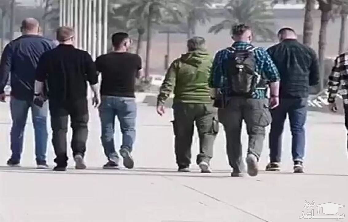 (فیلم) لحظه اخراج آمریکایی‌ها از مراسم یادبود شهدای مقاومت