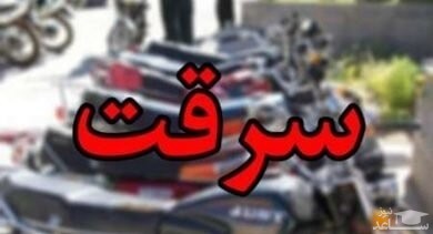 محسن چادر به سر به خانه خاله اش رفت تا خلاف کند