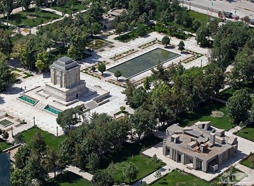 معرفی آرامگاه فردوسی