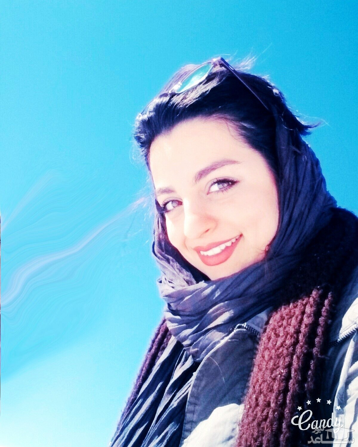 استایل پاییزی ملیحه بقایی در میان باغ