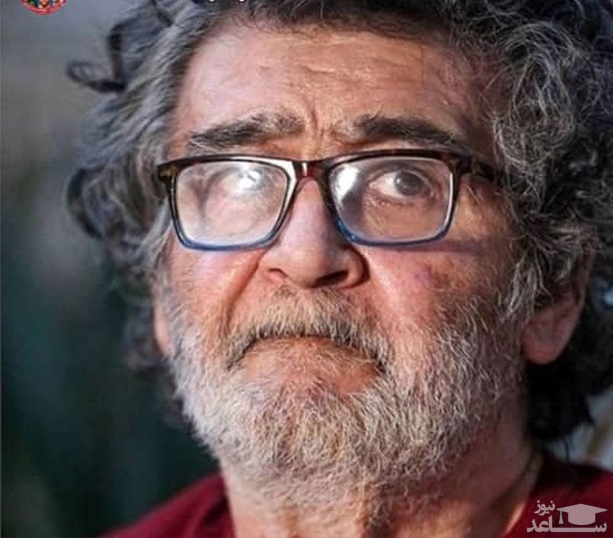 ویدیویی عجیب از پول‌پاشی روی سر رضا رویگری در مکانی نامشخص!