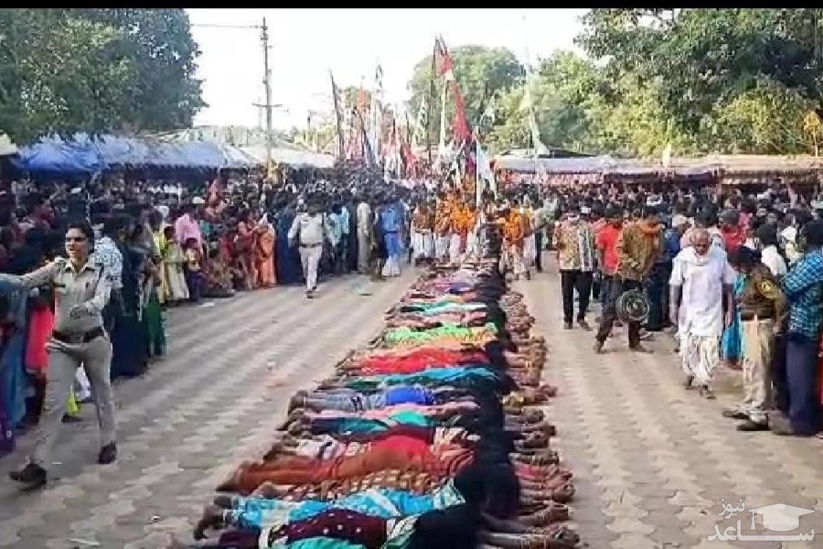 راه رفتن روی کمر زنان برای درمان نازایی! +فیلم