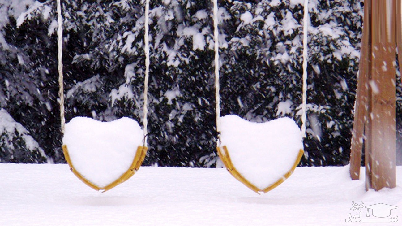 دردسر حسادت عجیب خواهر دوقلو / مینا می خواهد زودتر از تینا ازدواج کند