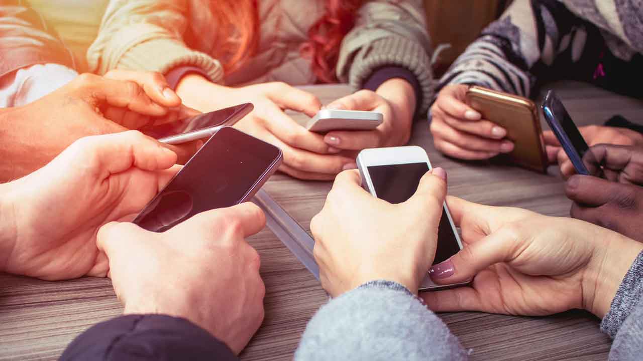 کدام گوشی های موبایل بیشترین اشعه مضر را تولید می کنند؟